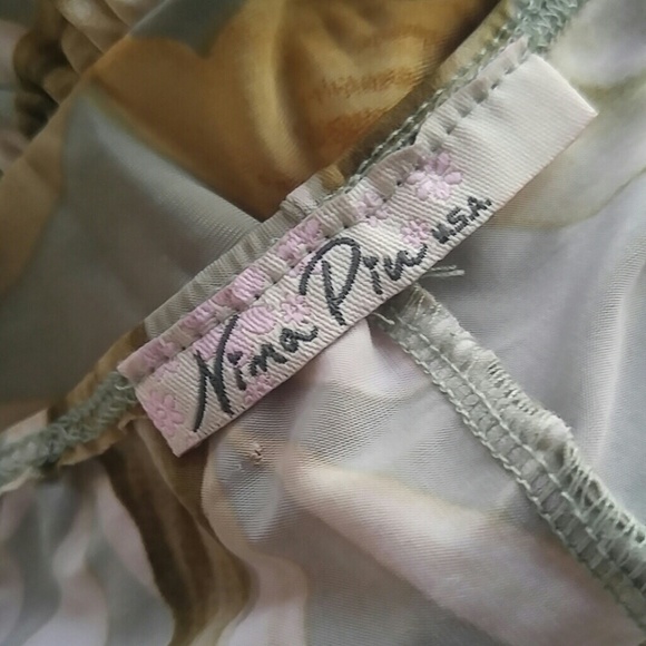 Dress - Picture 8 of 8